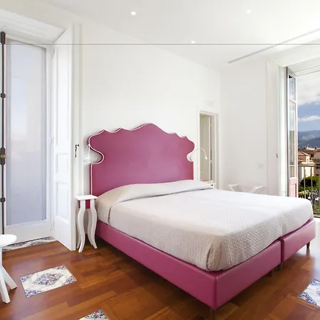 招待所 La Casa Dell'orologio - Main Square 索伦托