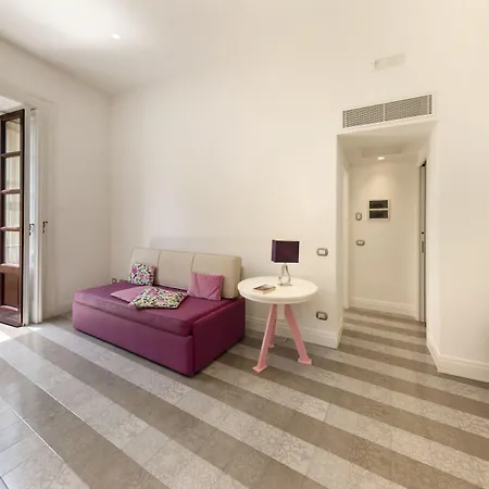 La Casa Dell'orologio - Main Square 招待所 4*