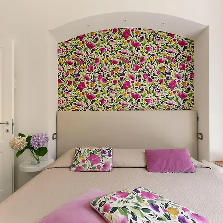 La Casa Dell'orologio - Main Square