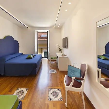 La Casa Dell'orologio - Main Square 招待所 4*