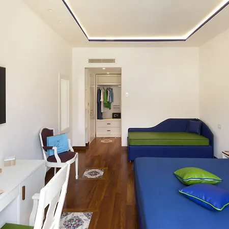 La Casa Dell'orologio - Main Square 招待所