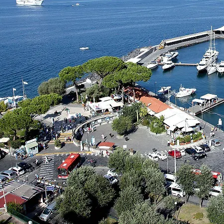 招待所 La Casa Dell'orologio - Main Square 4*