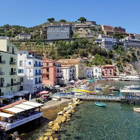 La Casa Dell'orologio - Main Square Guest house 4*